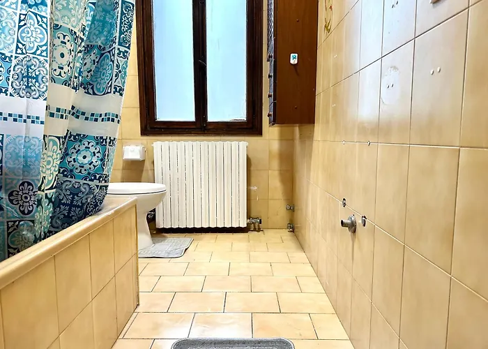 Venetian Nexus * Mestre